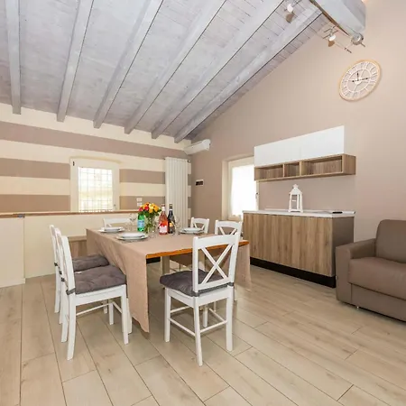 Bertoletta Village Lägenhet Peschiera del Garda